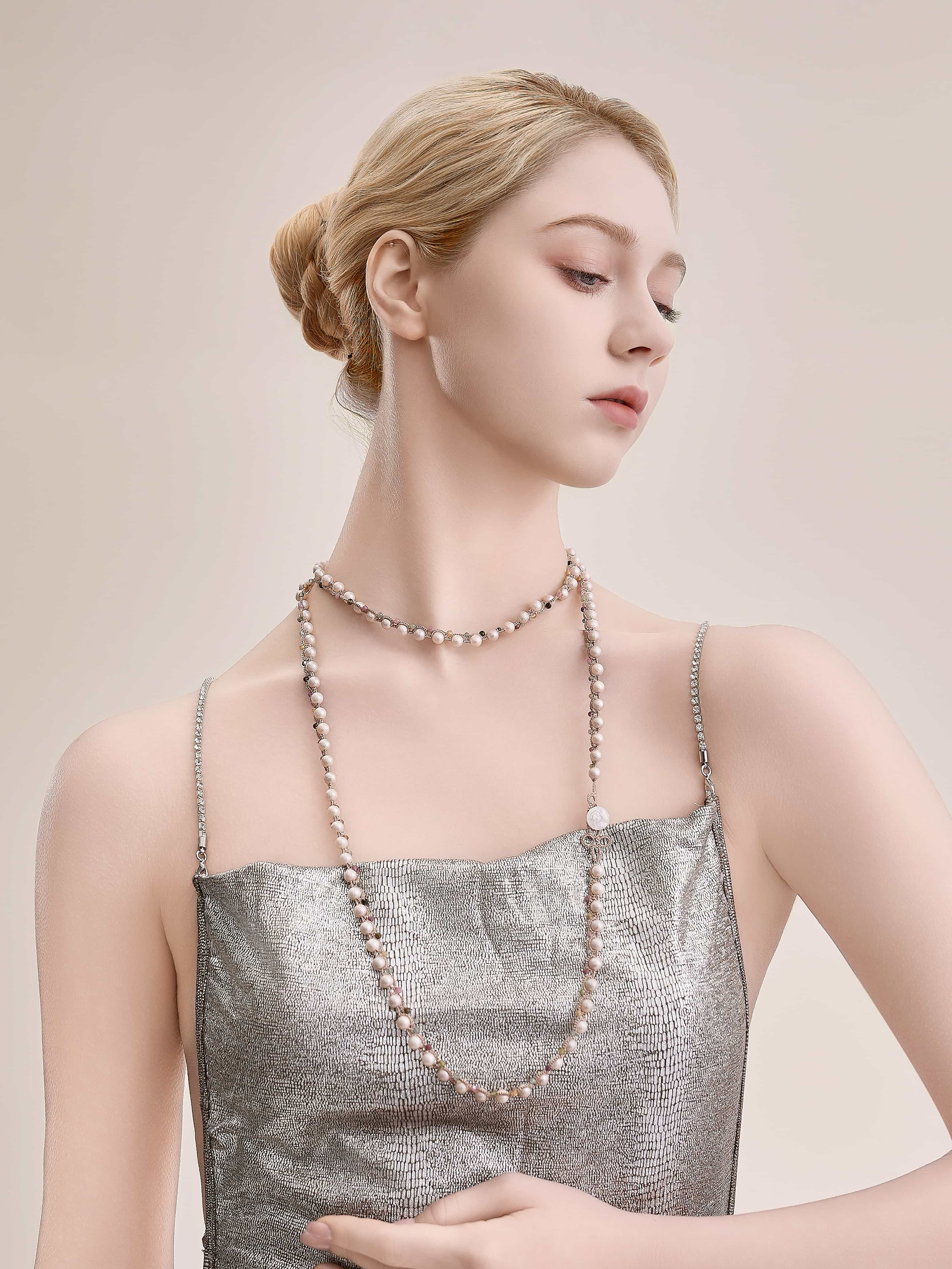 T108 Alina - Pearl Necklace