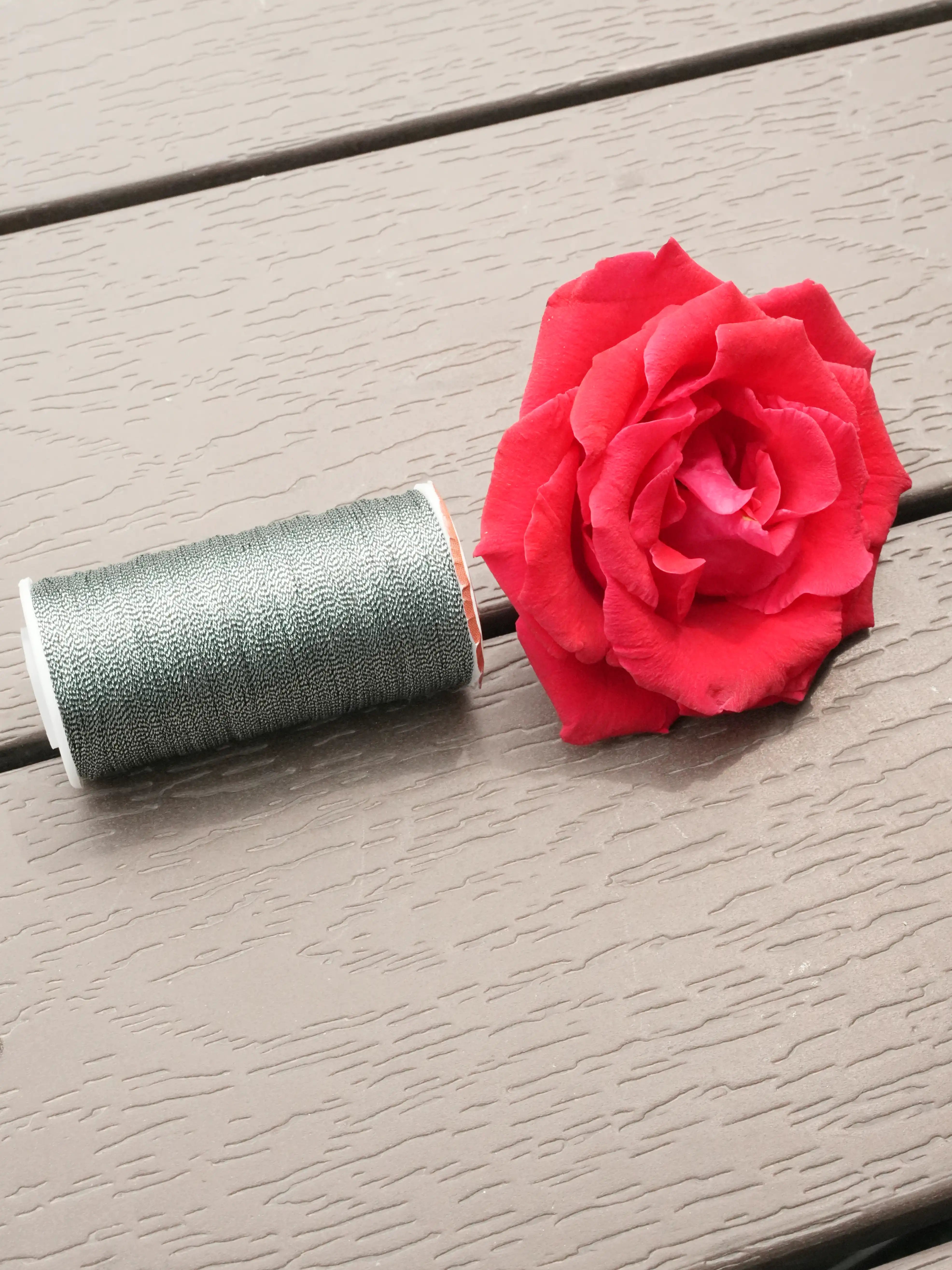 ALINA-TS- Tatting metal threads
