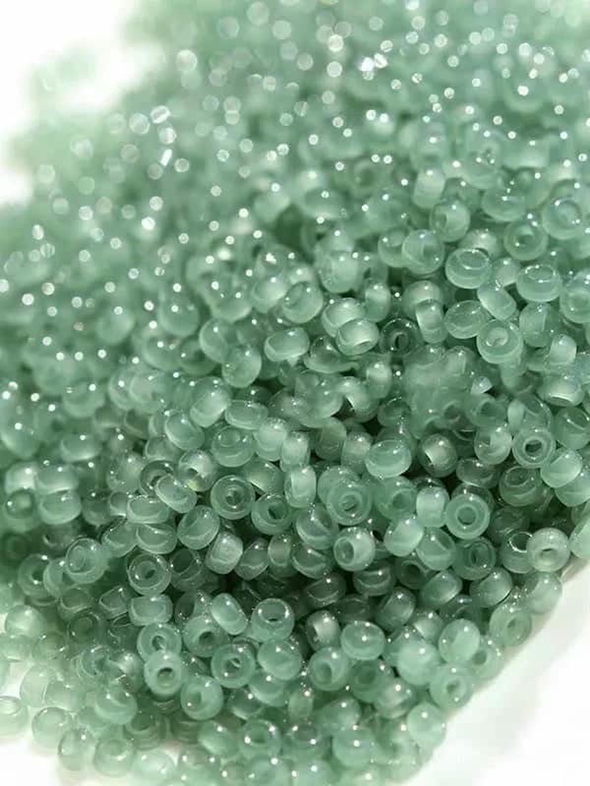 MIYUKI  Ice 2370 series 2mm 200 pcs